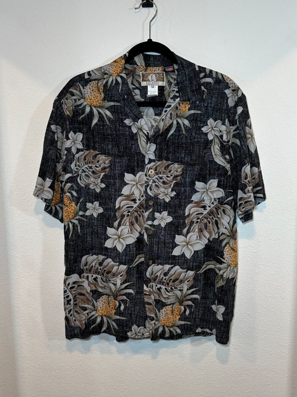 Kalaheo Robert J Clancey Men's Gray Floral Hawaiian Button Shirt Size Medium